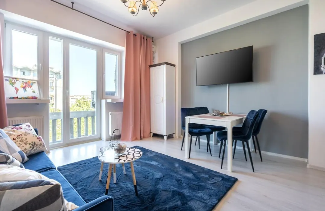 Bright And Cozy Apartment In The Bucharest Center-1